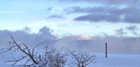 Verschneite Winterlandschaft am Feldberg