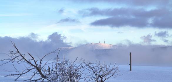 Verschneite Winterlandschaft am Feldberg